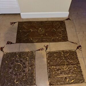 Embroidered Brown and Gold Set Perfect for adding a touch of luxury to any space